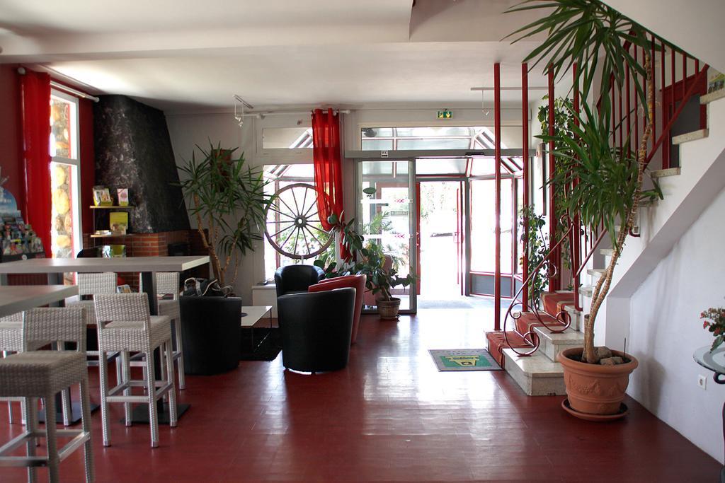 Logis Hotels - Hotel Et Restaurant Le Relais Des Garrigues Grisolles  Phòng bức ảnh