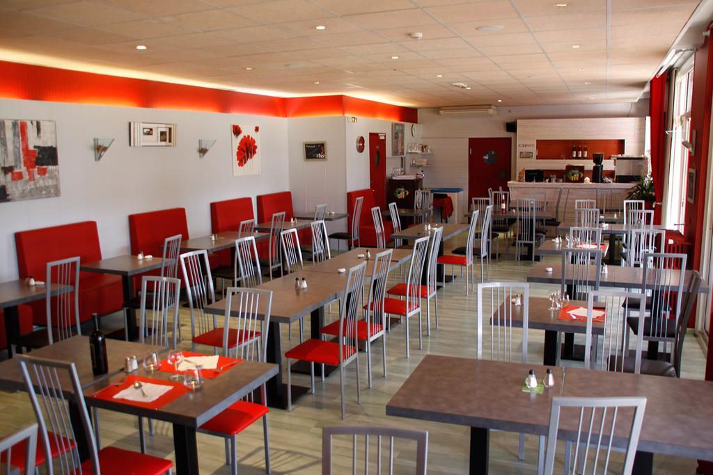 Logis Hotels - Hotel Et Restaurant Le Relais Des Garrigues Grisolles  Phòng bức ảnh