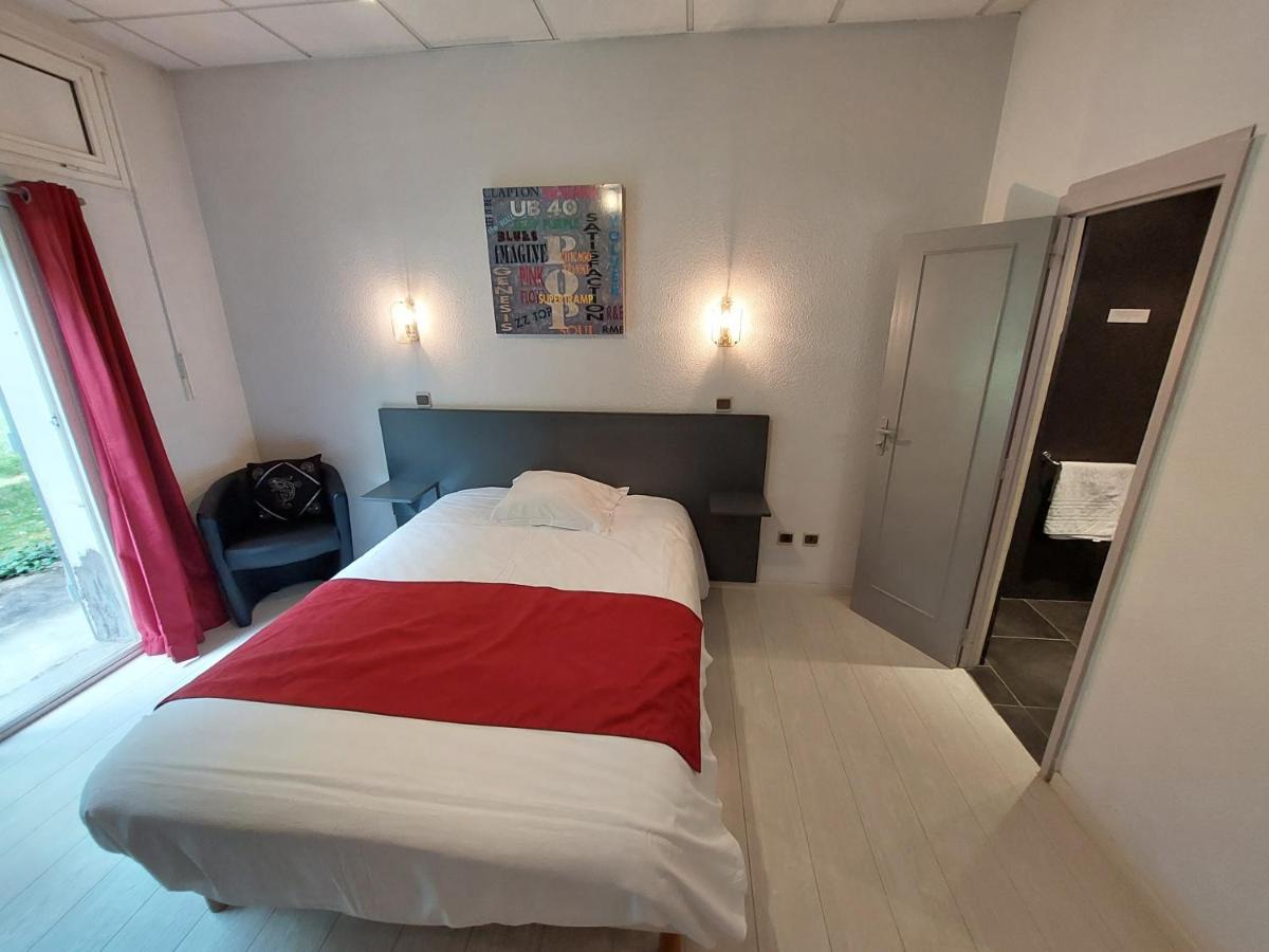 Logis Hotels - Hotel Et Restaurant Le Relais Des Garrigues Grisolles  Ngoại thất bức ảnh