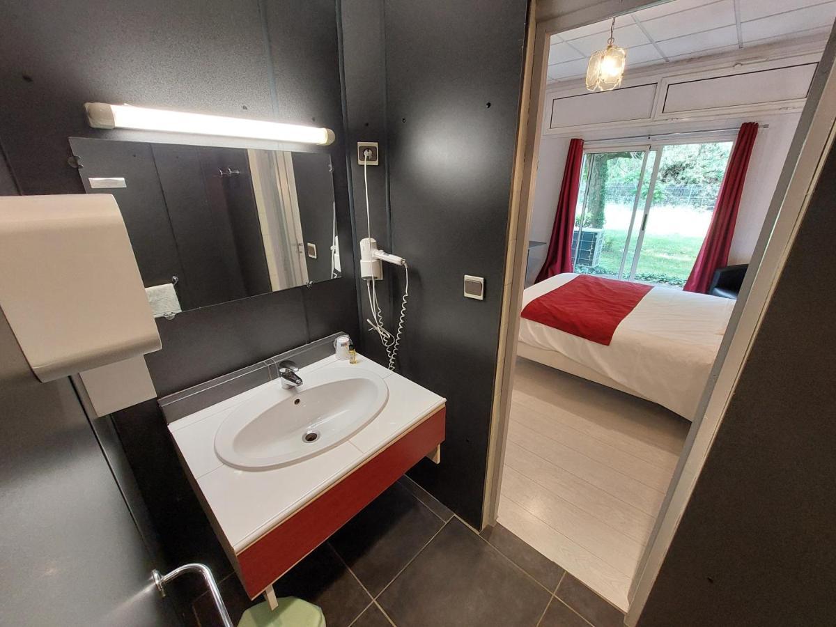 Logis Hotels - Hotel Et Restaurant Le Relais Des Garrigues Grisolles  Ngoại thất bức ảnh